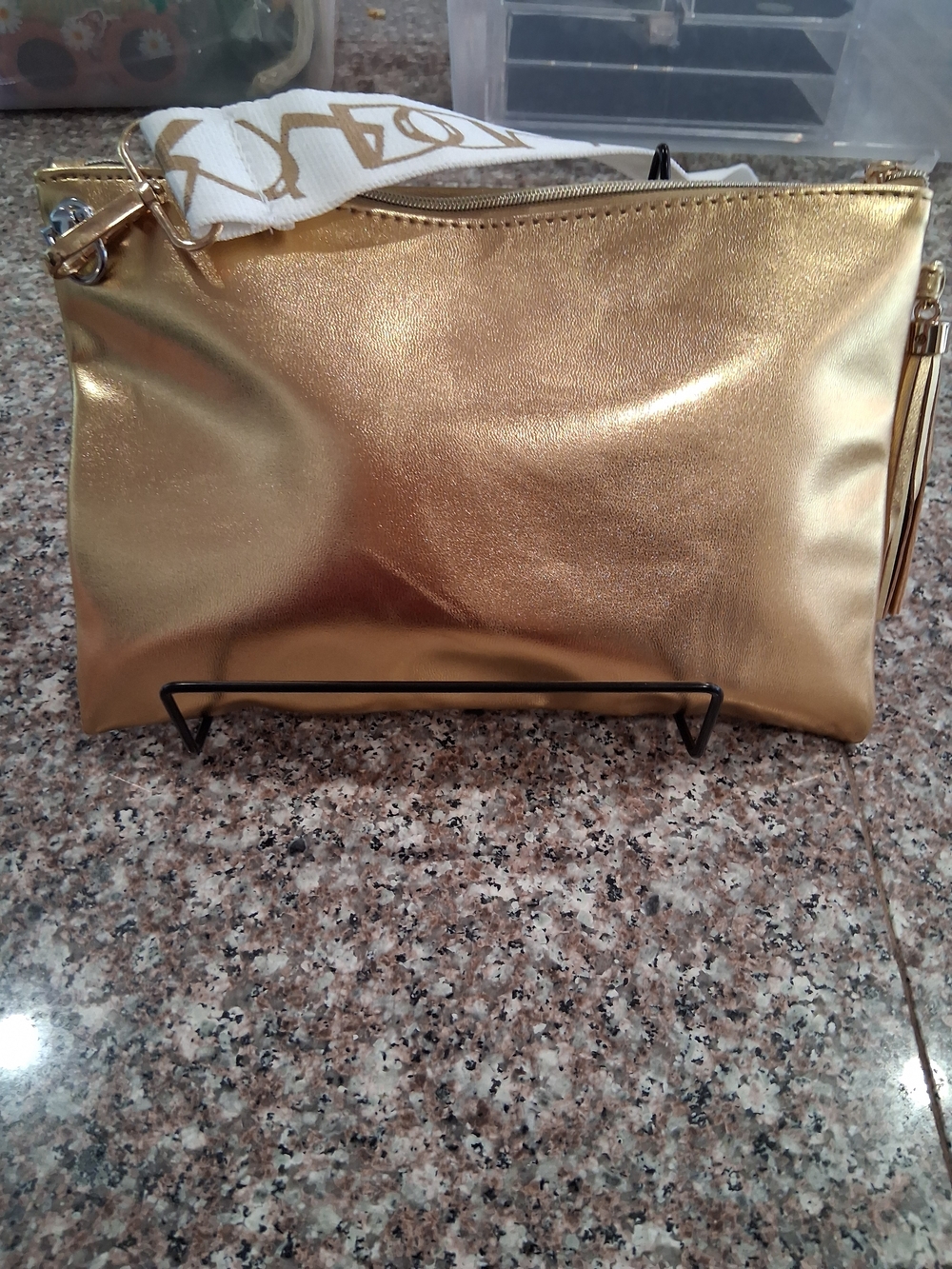 Yves Saint Laurent GWP Gold Cosmetic Pouch Crossbag . - Picture 4 of 8